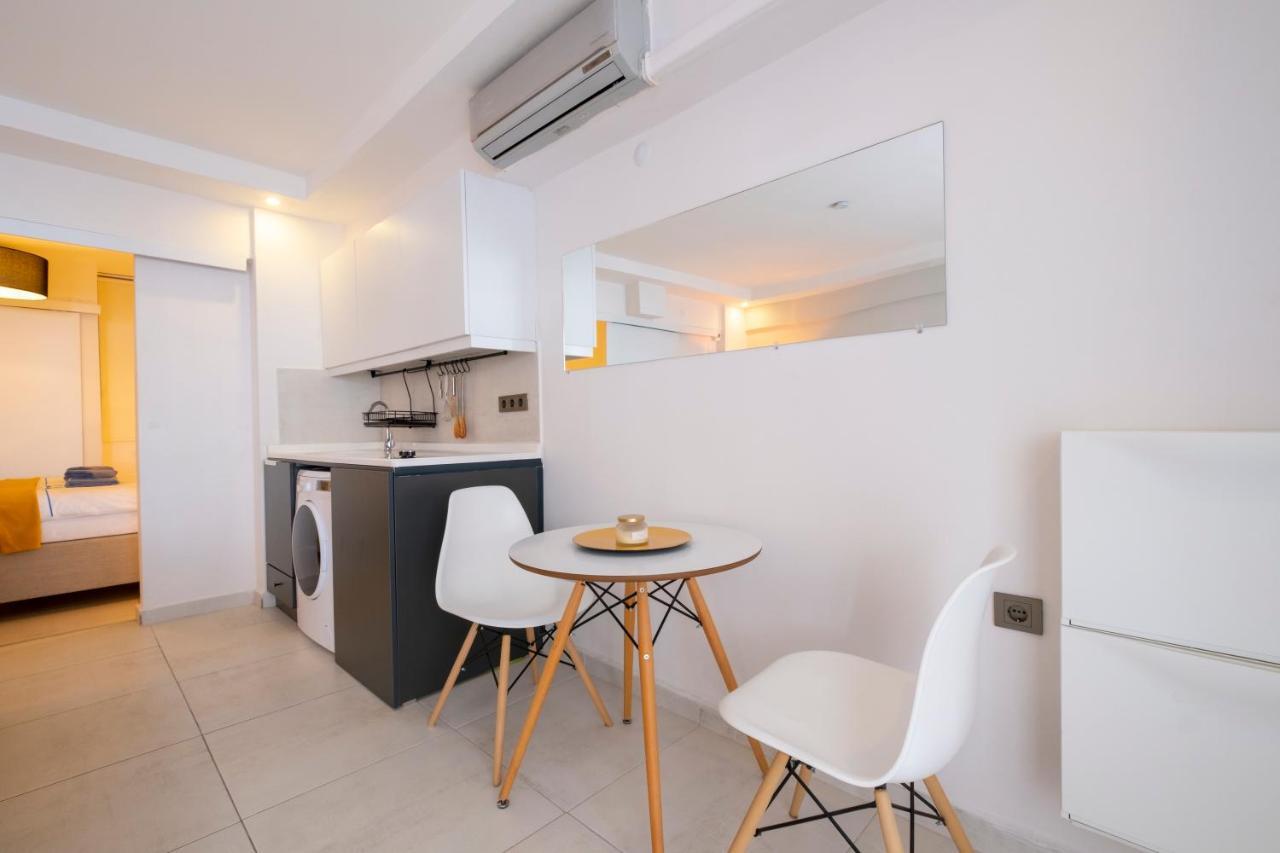 Ezgi'S Apartment With Terrace In Мармарис Екстериор снимка