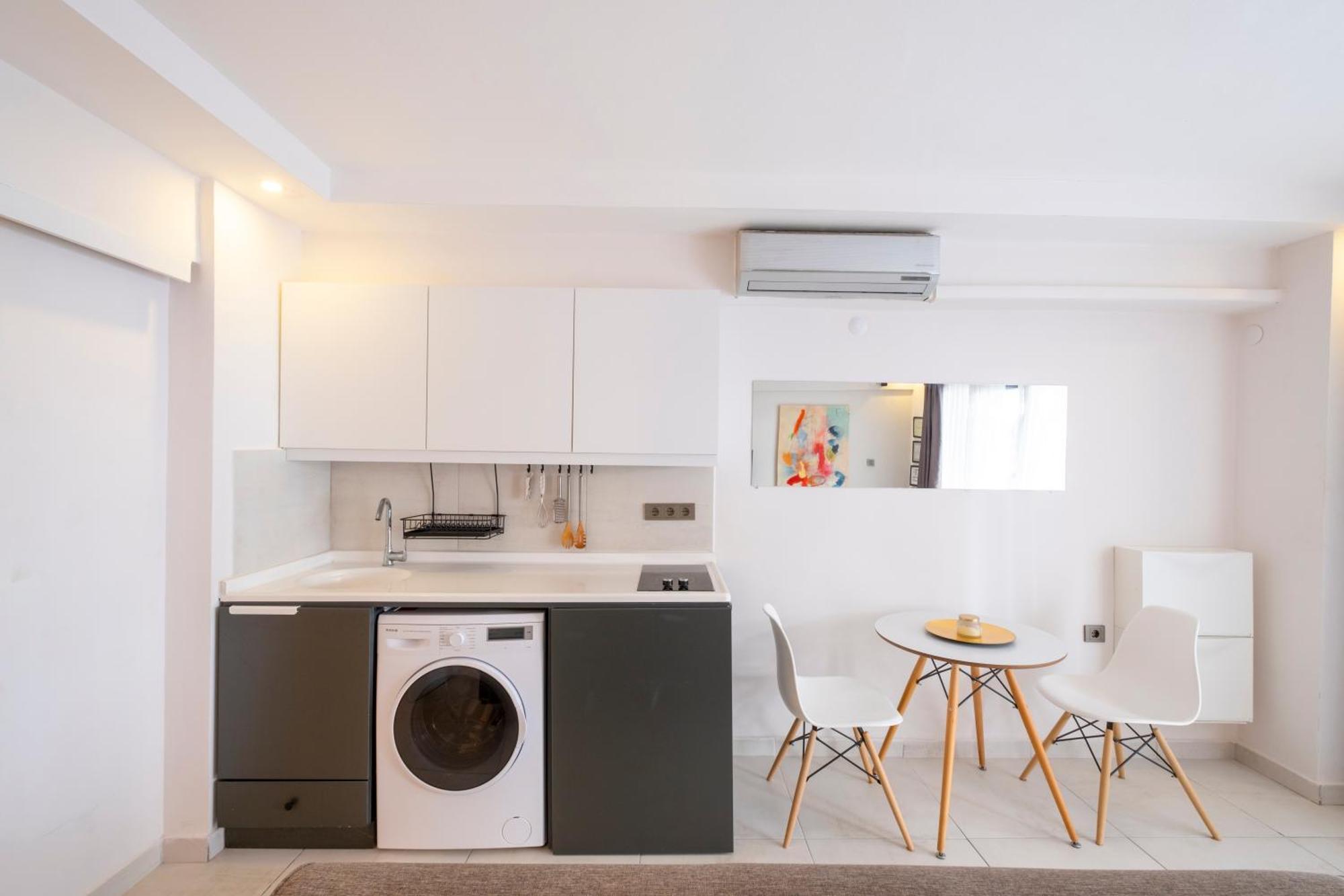 Ezgi'S Apartment With Terrace In Мармарис Екстериор снимка